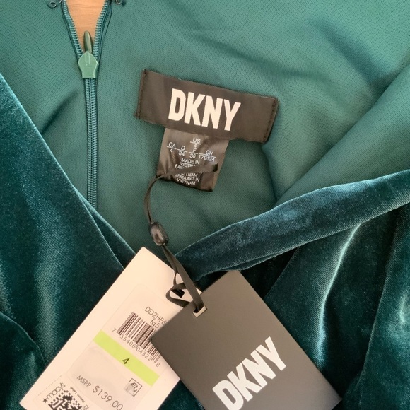 DKNY GREEN VELVET MIXED MEDIA SLEEVELESS BELTED DRESS FAUX WRAP DARK GREEN - Picture 9 of 9